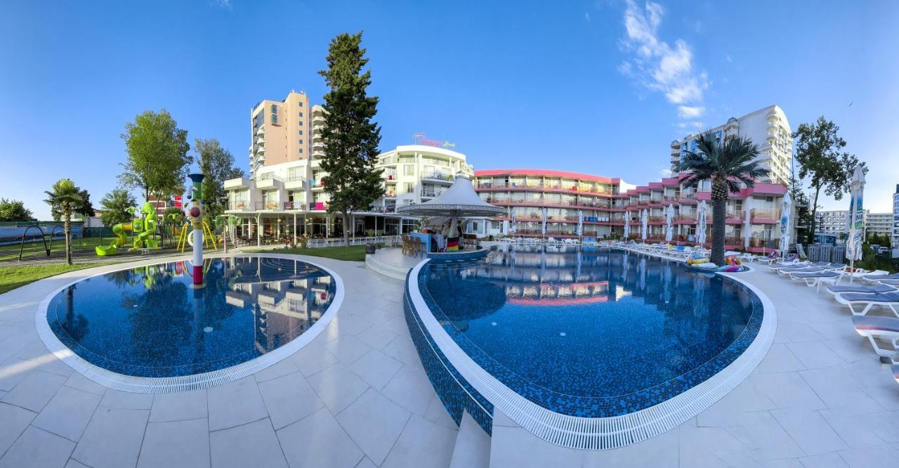 Flamingo Beach Hotel ساني بيتش المظهر الخارجي الصورة