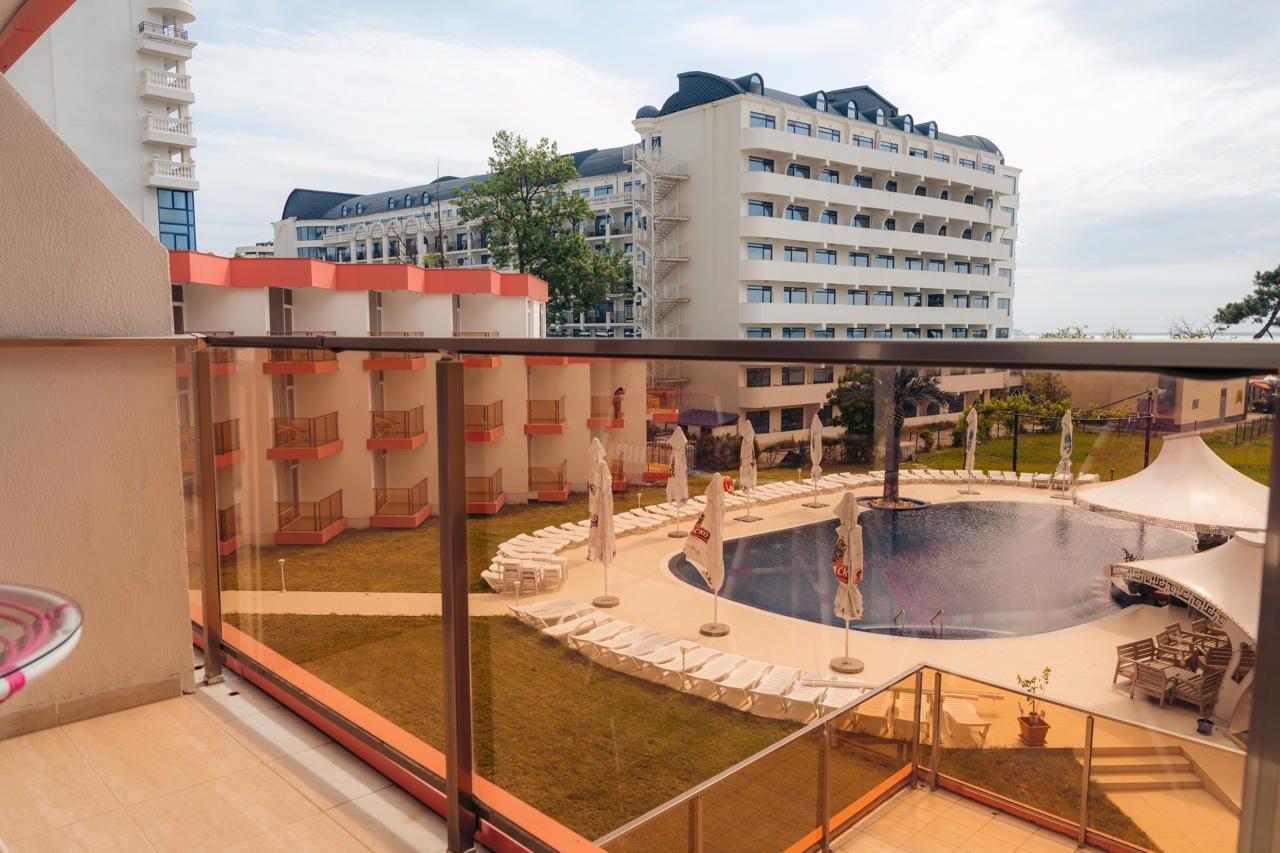 Flamingo Beach Hotel ساني بيتش المظهر الخارجي الصورة