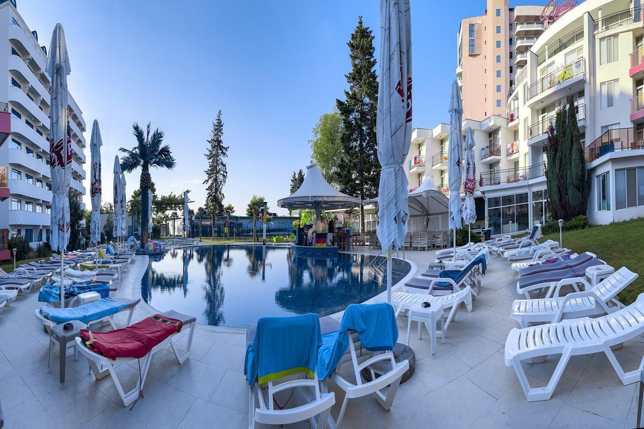 Flamingo Beach Hotel ساني بيتش المظهر الخارجي الصورة