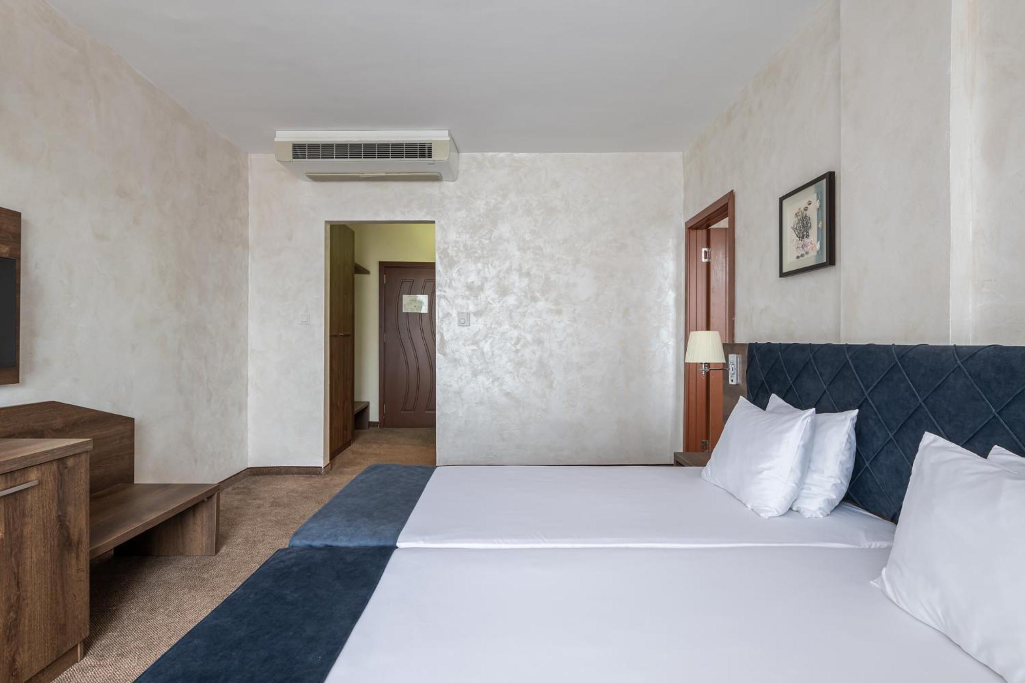Flamingo Beach Hotel ساني بيتش المظهر الخارجي الصورة